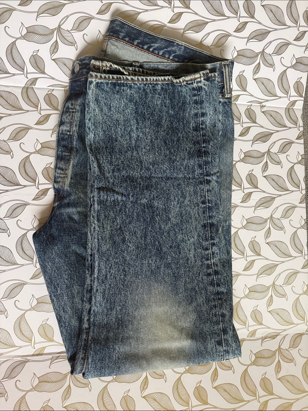 Levi's Men's Washed Blue Straight Jeans